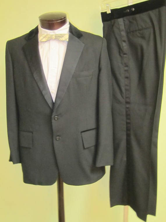 Vintage 70s Tuxedo, 1970s Tuxedo ,40Short tuxedo,