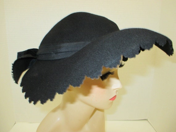 1960s ladies Black Hat, Midcentury hat, wide brim… - image 1