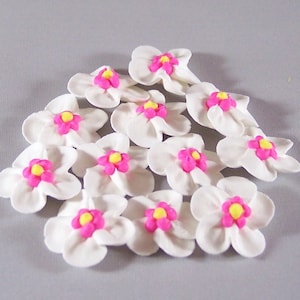 12 - 3/4&quot; Edible Rose, Edible Flower, Edible Topper, Royal Icing Flower, Cake Topper, Sugar Flower, Wedding Flower, Decorationdreamz4u