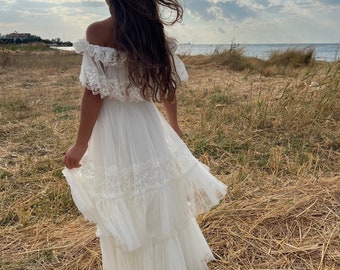 ELIZABETH Ivory or Cream Boho Flower Girl Dress. Flowergirl Maxi Dress with crochet bodice and soft tulle bottom