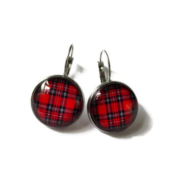 BOUCLE D'OREILLES motif tartan, bijoux rouge et bleu, boucles dormeuses, motif géométrique, motifs noel, carreaux, bijou hiver, cabochon