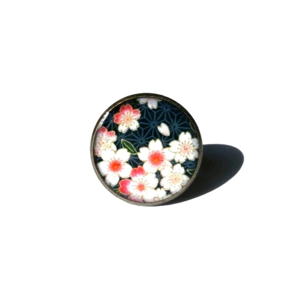 BAGUE SAKURA, rose clair, blanc, gris, petites fleurs, nature, japon, fleurs japonaises, fleurs de cerisier, printemps, cabochon; noel