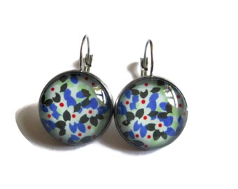 BOUCLES D'OREILLES petites fleurs bleues, boucles florales, dormeuses, bleu, vert d'eau, rouge, bijou fleurs, printemps