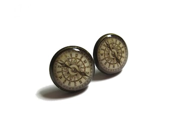 COMPASS EARRINGS, Antique Compass earrings, traveler gift, compass studs, vintage posts - jewelry for her, danslairdutemps