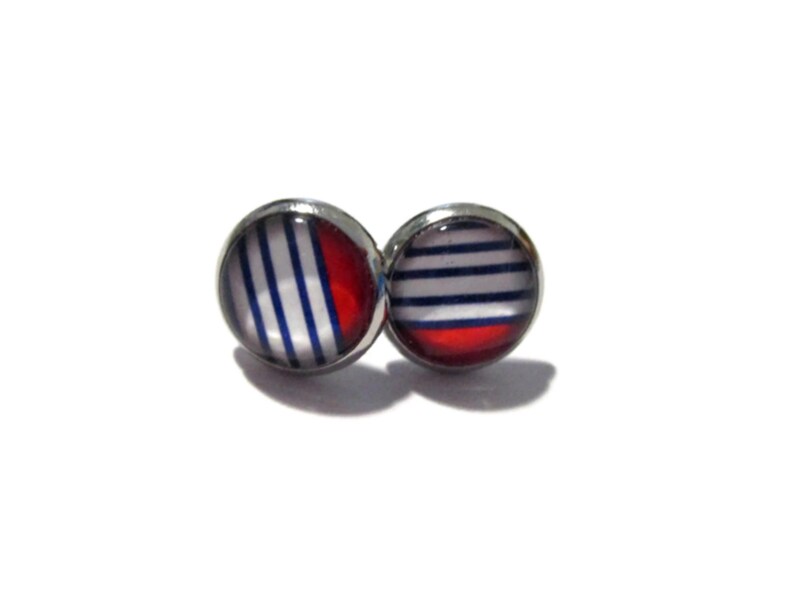 BOUCLES D'OREILLES rayures bleues et blanches, rouge, boucles minimalistes, puces à rayures marines, couleurs vives, simple, pop, cabochon image 2