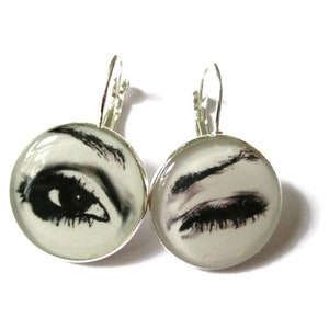 Open Close Eye Eyelashes Earrings, Winking Eye, Eyes Earrings, Eye Jewelry, Wink Dangle, iris, Black and White image 3