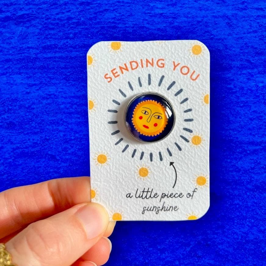 Broche Vintage œil Soleil En Aluminium - Style Rétro Français - Occasion En Bon état