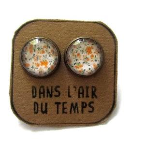 VINTAGE earrings - ORANGE flowers stud earrings - post earrings - summer earrings - Mod 50s earrings - Mod earrings - cute earrings