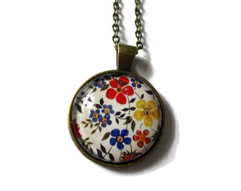 FLOWER NECKLACE - summer flowers pendant - flowers jewelry - floral handmade necklace - flowers vintage necklace jewelery - colorful flower