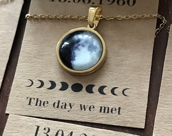 Small Personalized Moon Phase necklace, Custom Moon Phase Necklace, Custom Birth Moon gift, Anniversary, full moon Pendant, stainless steel