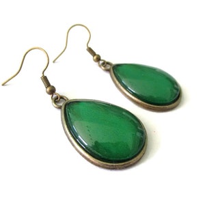 BOUCLES D'OREILLES PENDANTES vertes, boucles gouttes vertes, vintage, bijoux vert, bijoux été, couleur, minimaliste, clip image 3