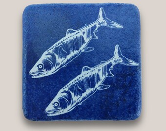 Magnet Minifliese Blaudruck Fische blau 50 mm x 50 mm