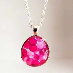 Glass Necklace Pink bubble silver colors image 4