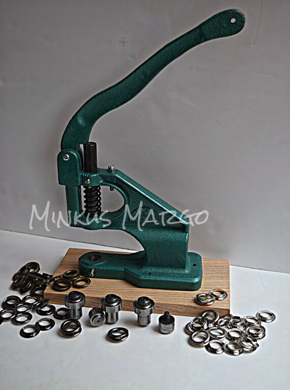eyelet fastener tool
