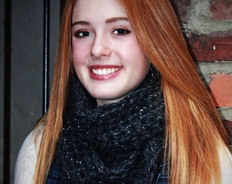 The Tres' Scarf