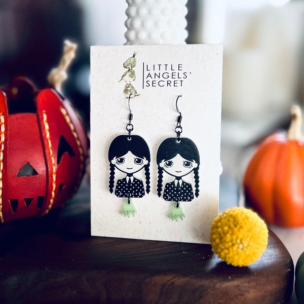 Wednesday Earrings Inspired. Wednesday earrings. Halloween earrings. Día de Muertos. Wednesday Adams Earrings.  Halloween. Glow in the Dark