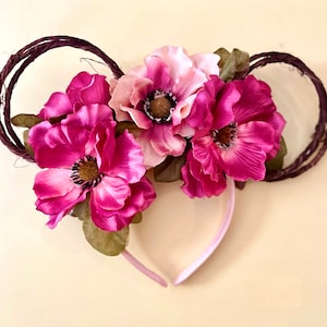 Pink Poppy Floral Grapevine Mouse Ears