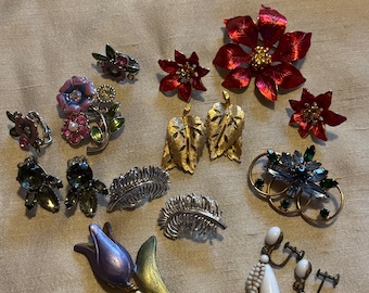 Vintage Costume Jewelry Lot – Rhinestone Brooches & Signed Earrings