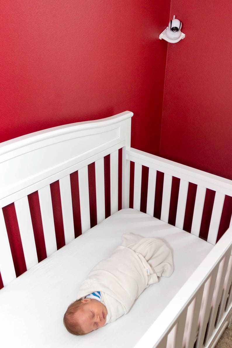 Vusee The Universal Baby Monitor Shelf Flat Corner Mount 50