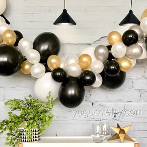 Kit Guirlande Ballons Pixel 130 Pièces - Décoration Fête Jeux Vidéo Avec Bannière, Chaîne Et Points Adhésifs