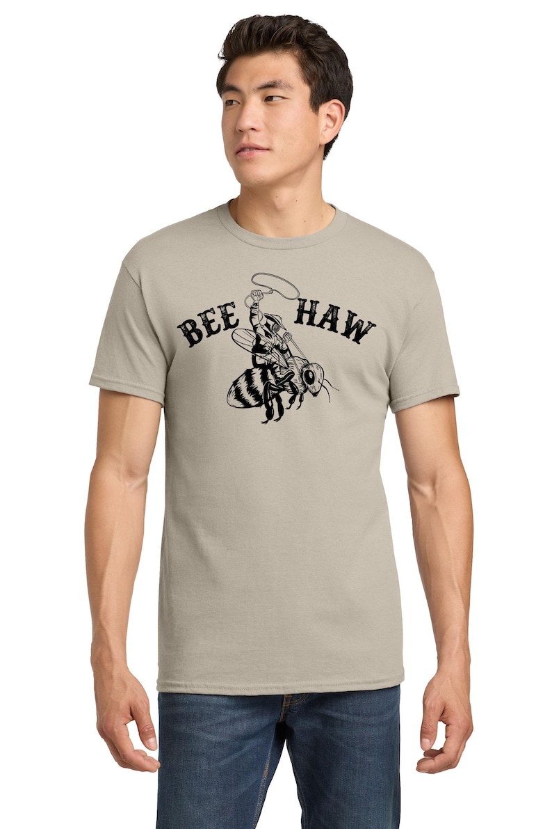 Bee Haw Graphic T-shirt - Etsy