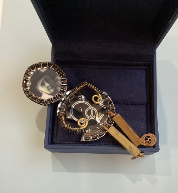 Funky Handmade,UpcYcLed, Articulating Brooch Pin-… - image 2