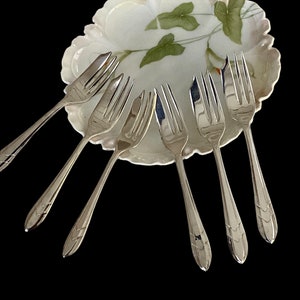 Vintage Set/6 Forks Dessert-Pastry-Appetizer-Seafood-High Tea-Sheffield Made England-EPSN-Deco Design-Silver Plate Loxley Maurice Stables