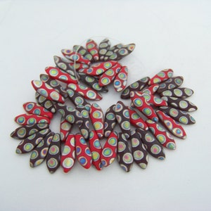 5x15mm Red Peacock Dagger Beads/3592