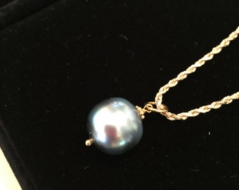 Magnificent Tahitian Pearl Pendant |Untreated|natural Color