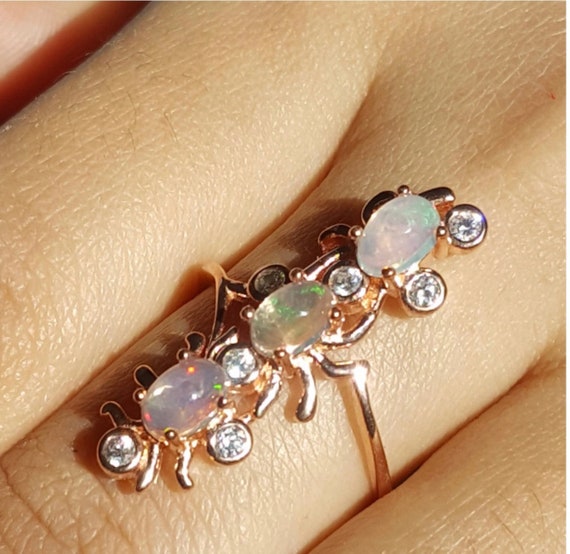 Welo Opal Ring. Size 8.5 (US). Stunning