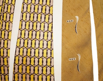 navy tie with suit