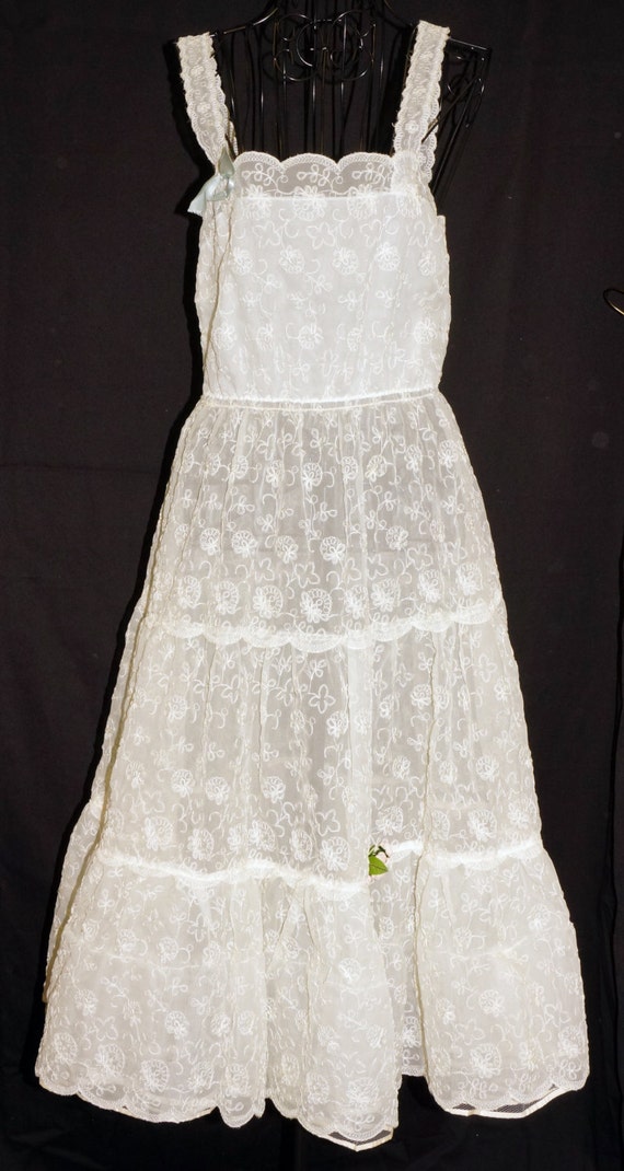 1960s Full Lace Slip Sz 32 Vintage