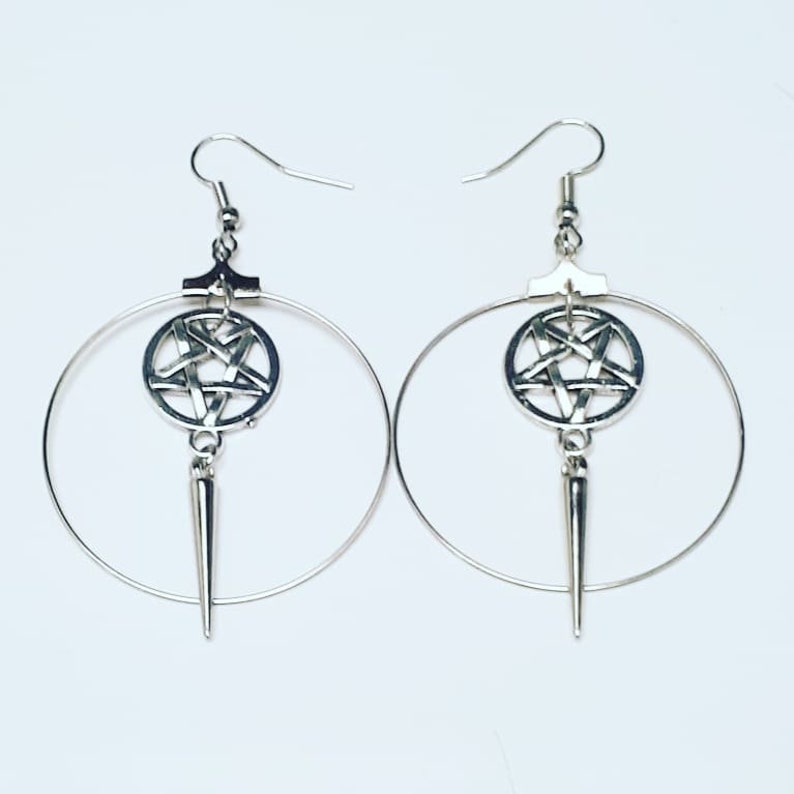 Inverted pentagram spike hoop earrings