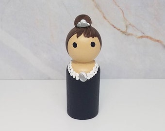 Audrey Hepburn Wooden Peg Doll Hand Painted Wooden Figurine Tiffanys Classic Sophisticated Movie 1960s Hand Painted Gift Nonbinary Men Women