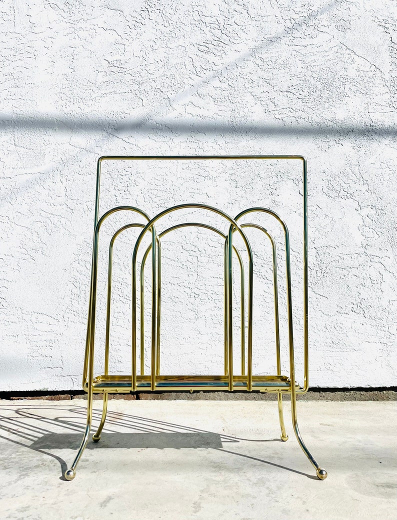 1950s Mid-Century Modern Gold Tone Magazine Rack Vintage Mid Century Vinyl Record Holder Vintage Metal Wood Magazine Rack image 4