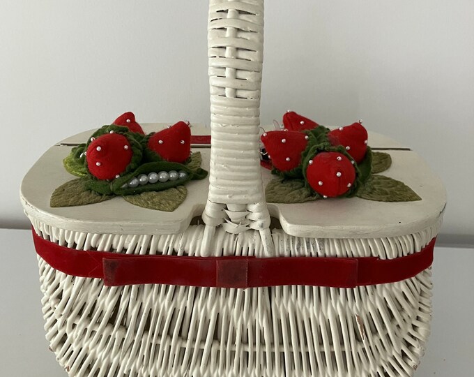 ON SALE Vintage 50s 60s Large Novelty Fruit Basket Box Purse