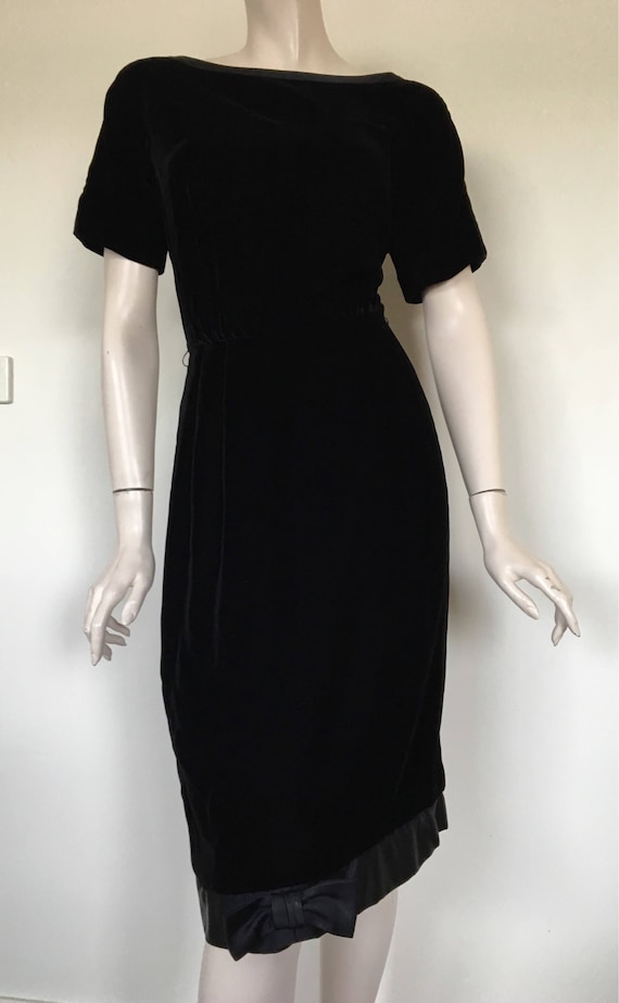 Vintage 50s Black Velvet and Satin Wiggle Dress /… - image 1