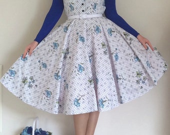 Gorgeous Vintage 50s 60s Floral Lattice Print Cotton Dress / Full Skirt / Novelty