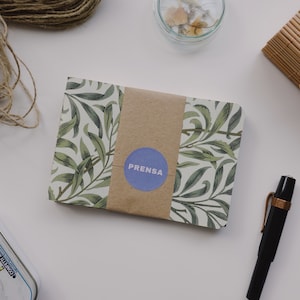 Set of 3 Pocket sketchbooks with floral print | William Morris | Small notebooks with vintage feel — Green leaves
