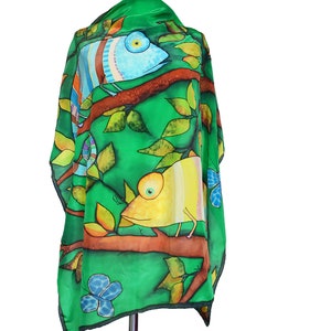 Painted Chameleon scarf- lizard silk scarves hand painted- Exotic animal scarf- Silk scarf colorful green- gift for teacher animal lovers