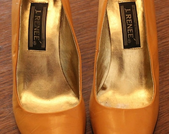 Vintage J Renee Gold Lame Heels: New Years Eve Party Shoes, Size 8. - Etsy Vintage J Renee Gold Lame Heels: New Years Eve Party Shoes, Size 8. - Etsy