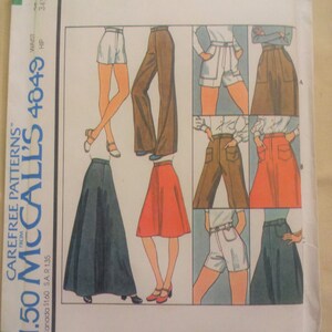 4849 McCalls Vintage 70s Sewing Pattern Carefree Patterns from McCall’s –Misses’ Skirt and Pants or Shorts
