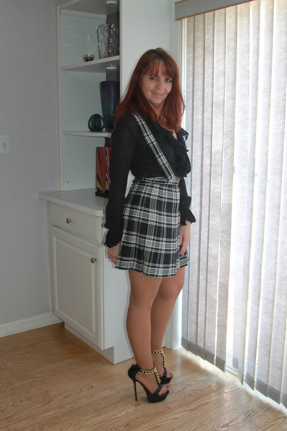 90s / Vintage Skirt / Black and White Plaid Skirt… - image 1