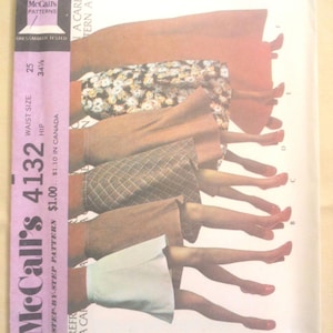 4132 McCalls / Vintage Sewing Pattern / McCall&#39;s / Misses Skirt / Waist sz 25 / 1974 / A Carefree Pattern