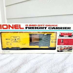 6-9421 Lionel Maine Central Box Car, NOS, Yellow, Vintage 1980, Original Box, Pine Tree Route, Vintage Train, Lionel Box Car, T070