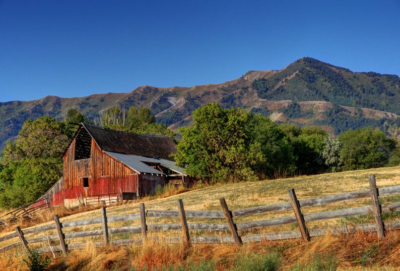 Mendon Barn, Cache Valley, Sunrise, Wellsville Mountains, Wasatch Range