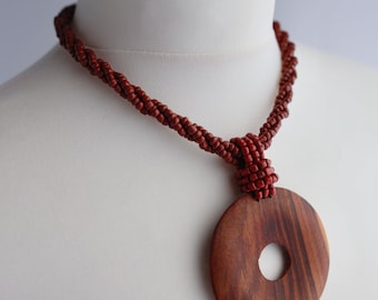 New with Tags Glass Seed Bead Necklace brand Capiz y2K Wooden Pendant
