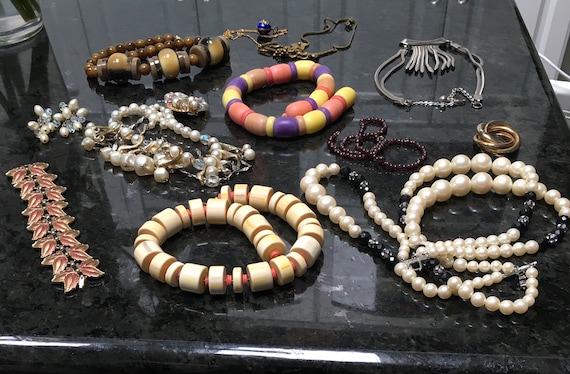 Lot of jewelry from 1970’s-1980’s - image 1