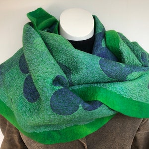 Green felted silk scarf. Nunofelt handmade shawl for women. image 4