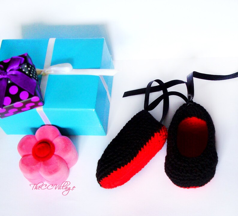 Black Crochet Baby Girl Shoes Red Flower or Bow Crochet Etsy